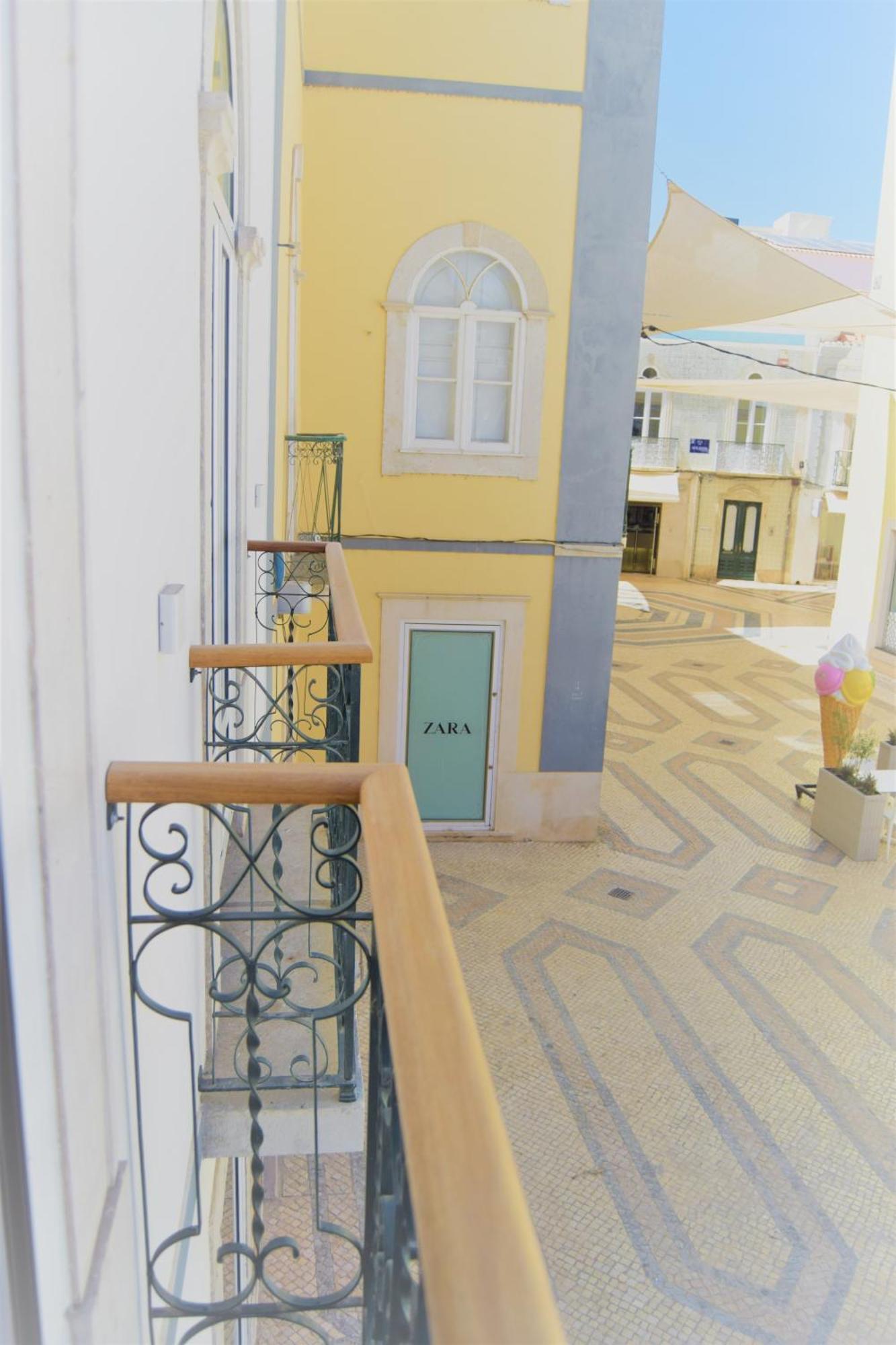 פארו 7 Styles Apartments By Raspberry Cascade מראה חיצוני תמונה