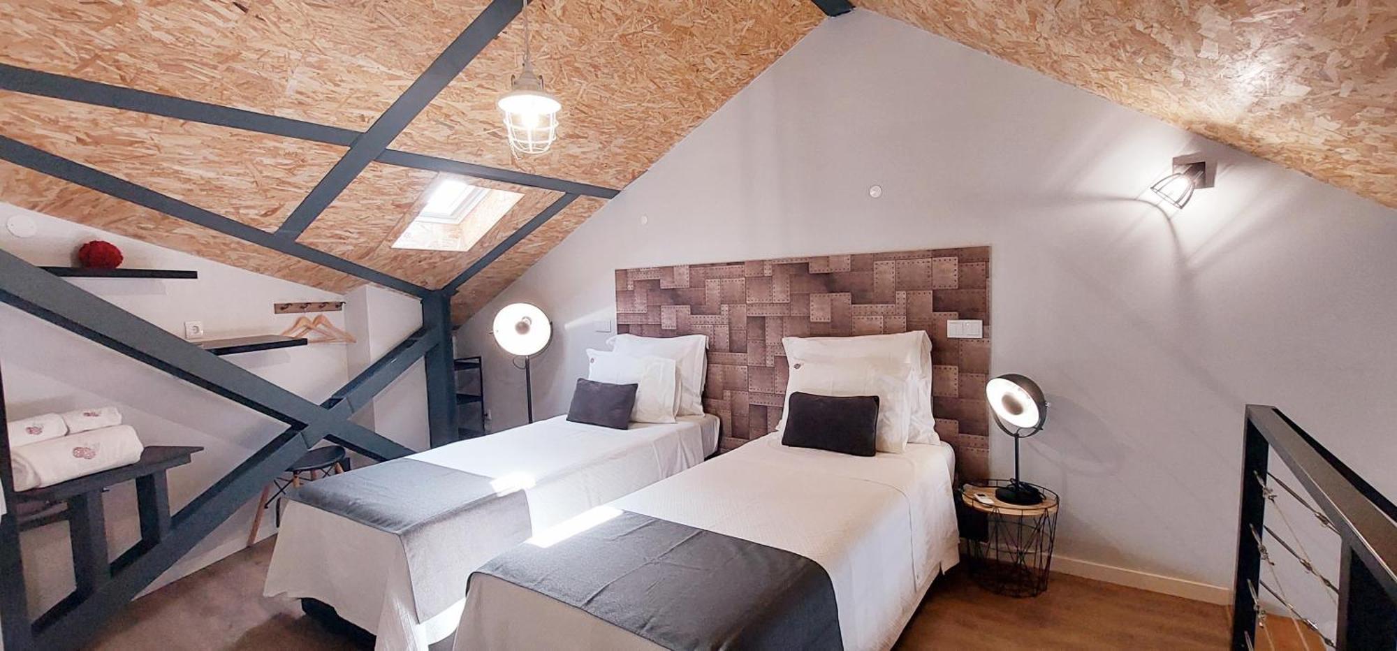פארו 7 Styles Apartments By Raspberry Cascade חדר תמונה